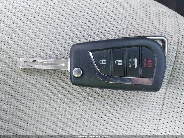 2021 Toyota Corolla Le მანქანა იყიდება აუქციონზე, vin: 5YFEPMAE9MP160232, აუქციონის ნომერი: 46017303