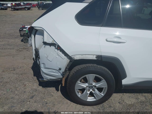 46017310 :رقم المزاد ، 2T3P1RFV8MC141596 vin ، 2021 Toyota Rav4 Xle مزاد بيع