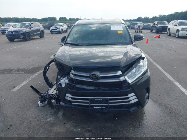 Toyota Highlander Xle 2018 5TDJZRFH8JS529481 Image 12