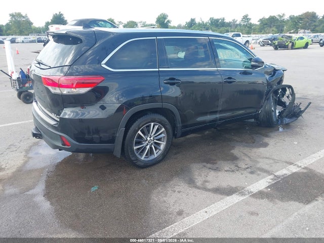 Toyota Highlander Xle 2018 5TDJZRFH8JS529481 Image 4