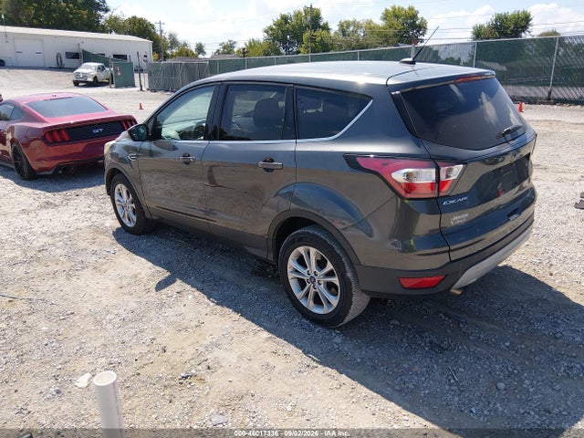 Продажа на аукционе авто 2017 Ford Escape Se, vin: 1FMCU0GDXHUC18800, номер лота: 46017336