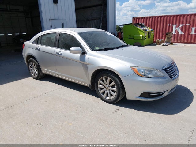 Продаж на аукціоні авто 2012 Chrysler 200 Touring, vin: 1C3CCBBB1CN120125, номер лоту: 46017339