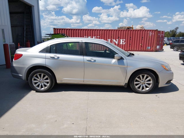 Продаж на аукціоні авто 2012 Chrysler 200 Touring, vin: 1C3CCBBB1CN120125, номер лоту: 46017339