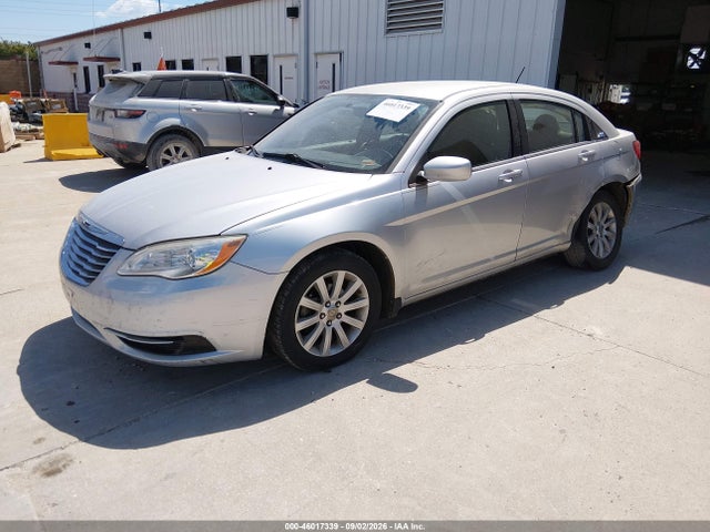 Продаж на аукціоні авто 2012 Chrysler 200 Touring, vin: 1C3CCBBB1CN120125, номер лоту: 46017339