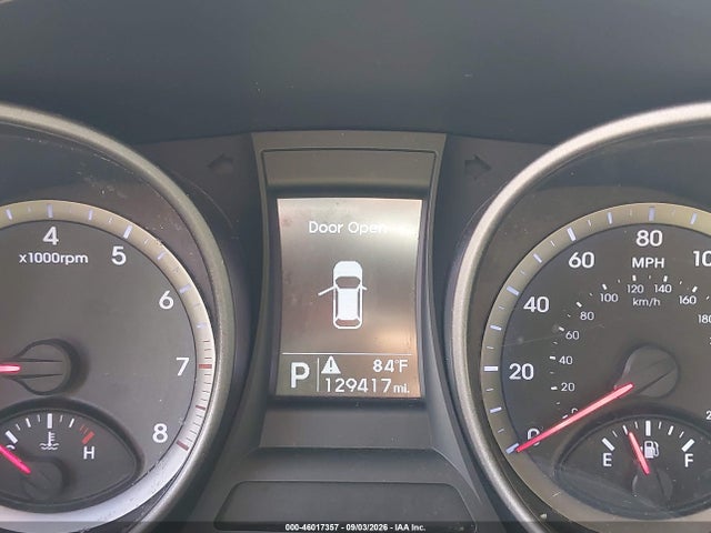 Продаж на аукціоні авто 2015 Hyundai Santa Fe Sport 2.4l, vin: 5XYZTDLB3FG279675, номер лоту: 46017357