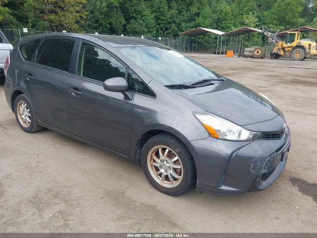 2015 Toyota Prius V Two მანქანა იყიდება აუქციონზე, vin: JTDZN3EU4FJ038100, აუქციონის ნომერი: 46017359