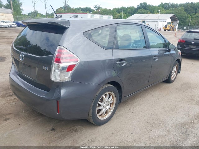 Продажа на аукционе авто 2015 Toyota Prius V Two, vin: JTDZN3EU4FJ038100, номер лота: 46017359
