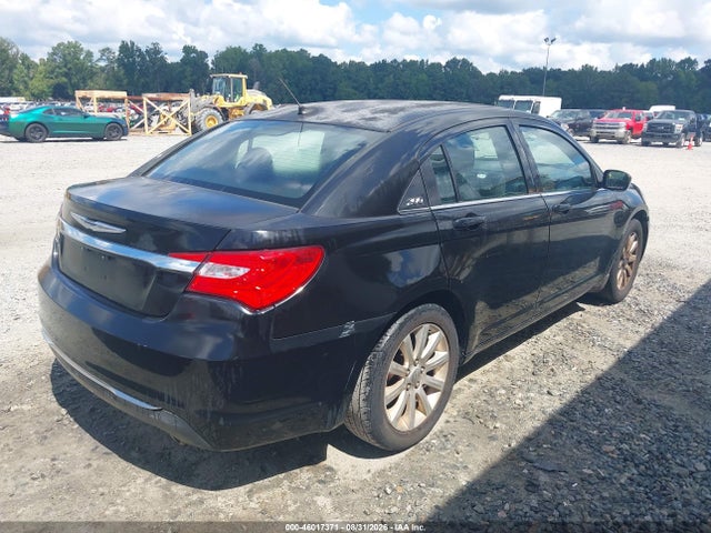 46017371 :رقم المزاد ، 1C3CCBBG2DN731651 vin ، 2013 Chrysler 200 Touring مزاد بيع