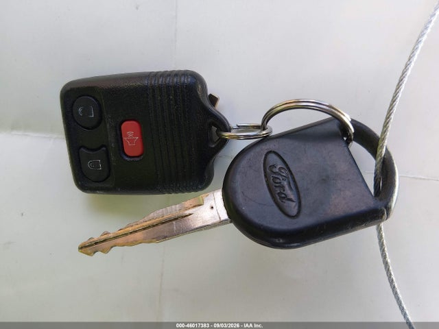 46017383 :رقم المزاد ، 1FTRF02236KC70132 vin ، 2006 Ford F-150 Stx/xlt مزاد بيع