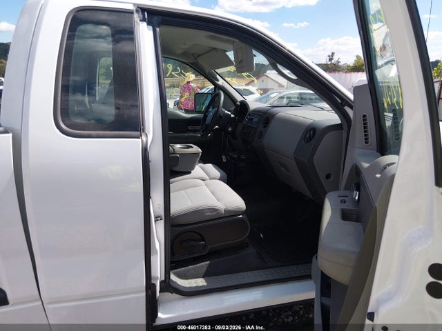 46017383 :رقم المزاد ، 1FTRF02236KC70132 vin ، 2006 Ford F-150 Stx/xlt مزاد بيع