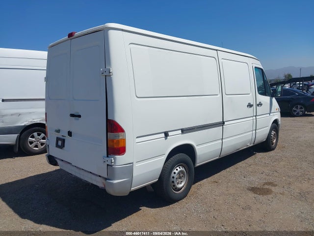 Aukcja sprzedaży 2002 Freightliner Sprinter 2500, vin: WD2YD241325335117, numer aukcji: 46017411