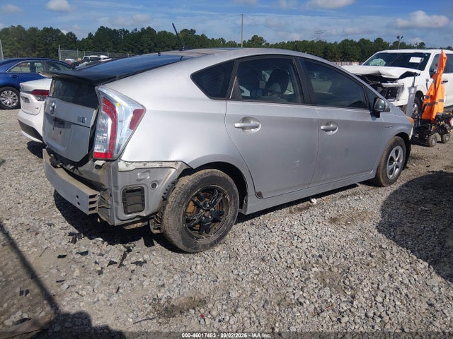 Toyota Prius Four 2015 JTDKN3DU1F1994511 Image 4