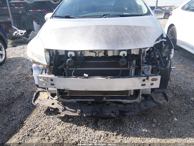 Toyota Prius Four 2015 JTDKN3DU1F1994511 Image 6