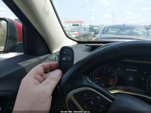 Продаж на аукціоні авто 2015 Jeep Cherokee Limited, vin: 1C4PJLDS7FW535910, номер лоту: 46017488