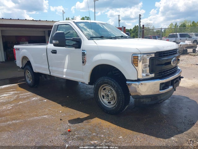 46017491 :رقم المزاد ، 1FTBF2B66JEC83786 vin ، 2018 Ford F-250 Xl مزاد بيع