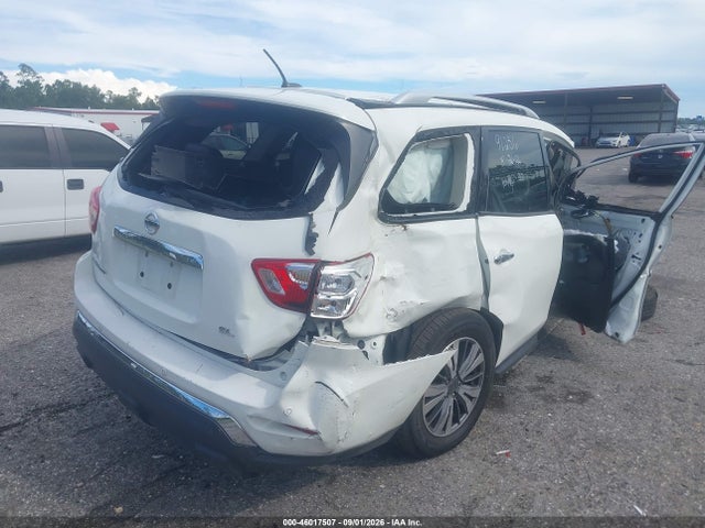 2017 Nissan Pathfinder Sl მანქანა იყიდება აუქციონზე, vin: 5N1DR2MN1HC624484, აუქციონის ნომერი: 46017507
