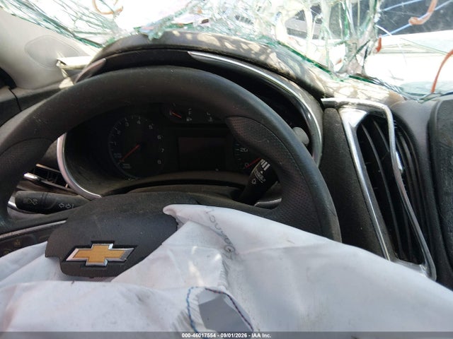 1G1ZD5STXLF073872 Chevrolet Malibu Fwd Lt