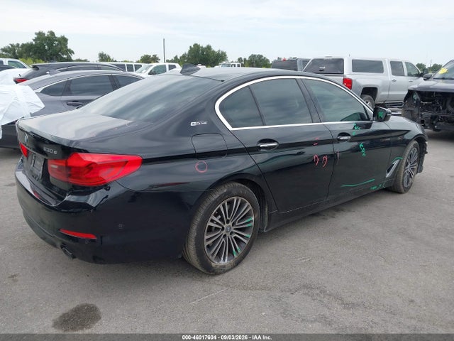WBAJA9C52JB033940 BMW 530e Iperformance