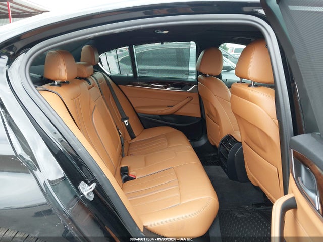 WBAJA9C52JB033940 BMW 530e Iperformance