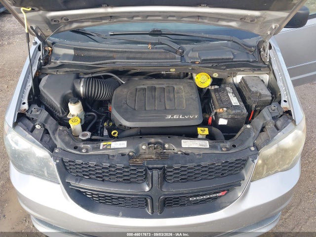 2015 Dodge Grand Caravan Se მანქანა იყიდება აუქციონზე, vin: 2C4RDGBG7FR542841, აუქციონის ნომერი: 46017673