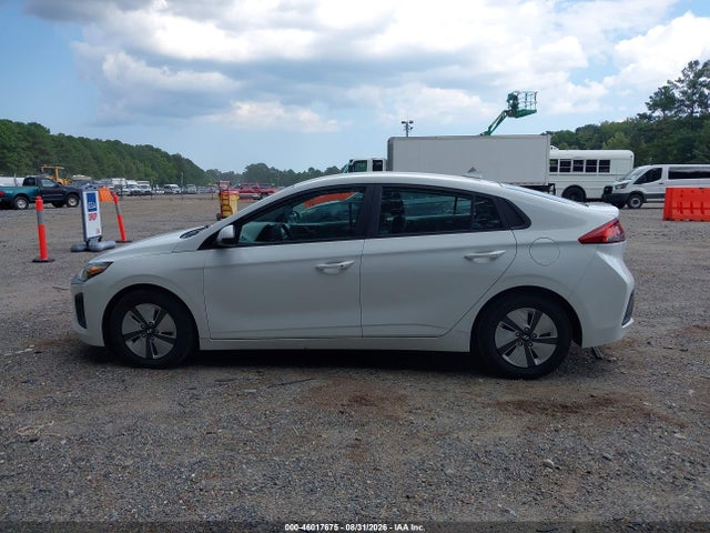 Продаж на аукціоні авто 2020 Hyundai Ioniq Hybrid Blue, vin: KMHC65LC5LU220032, номер лоту: 46017675