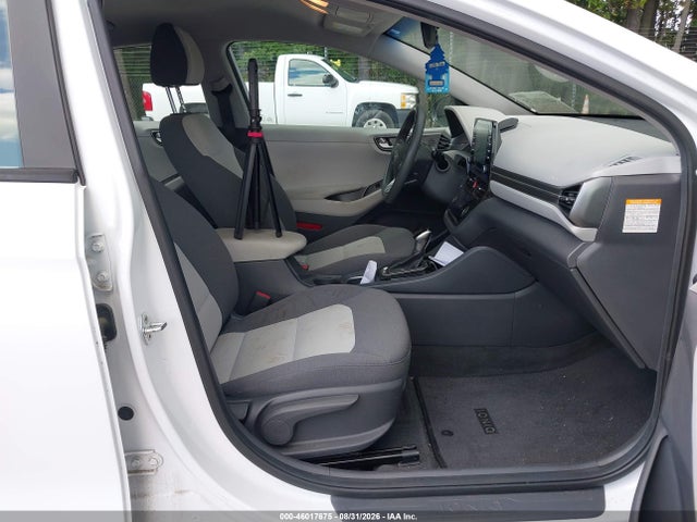 Продаж на аукціоні авто 2020 Hyundai Ioniq Hybrid Blue, vin: KMHC65LC5LU220032, номер лоту: 46017675