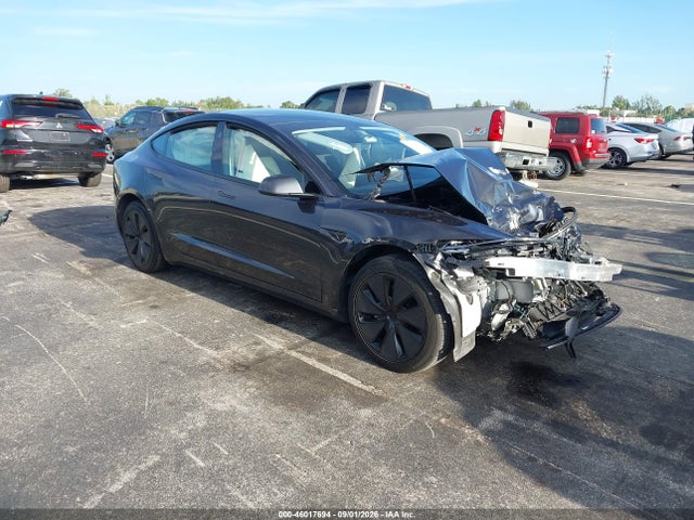 Tesla Model 3 Long Range Rear-wheel Drive/standard Rear-wheel Drive 2025 5YJ3E1EA9SF971105 zdjęcie główne
