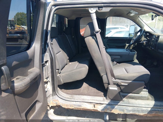 46017750 :رقم المزاد ، 1GT220C88CZ248369 vin ، 2012 Gmc Sierra 2500hd Sle مزاد بيع