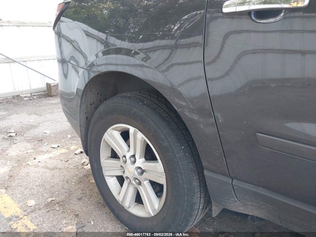 46017763 :رقم المزاد ، 1GNKRHKD1EJ373697 vin ، 2014 Chevrolet Traverse 2lt مزاد بيع