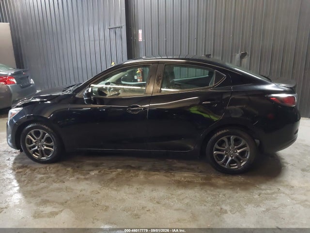 46017779 :رقم المزاد ، 3MYDLBYVXLY712239 vin ، 2020 Toyota Yaris Le مزاد بيع