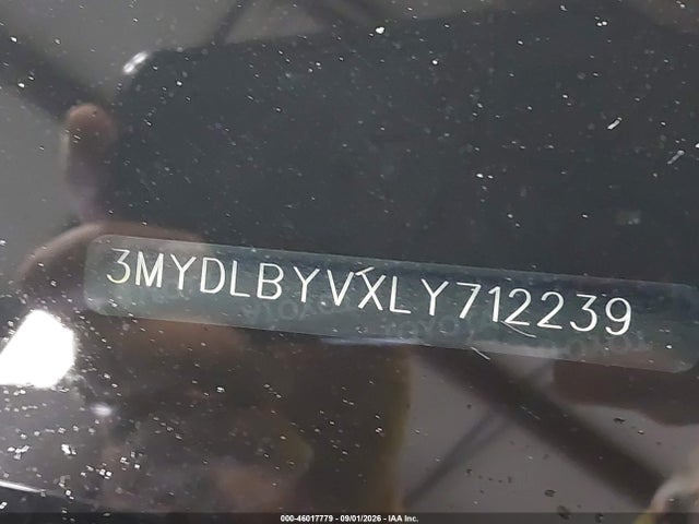 46017779 :رقم المزاد ، 3MYDLBYVXLY712239 vin ، 2020 Toyota Yaris Le مزاد بيع