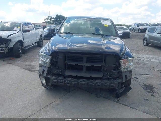 46017792 :رقم المزاد ، 1C6RR6KT1JS193439 vin ، 2018 Ram 1500 Express  4x2 5'7 Box مزاد بيع