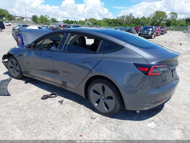 Tesla Model 3 Long Range Dual Motor All-wheel Drive 2022 5YJ3E1EB5NF184147 Image 3