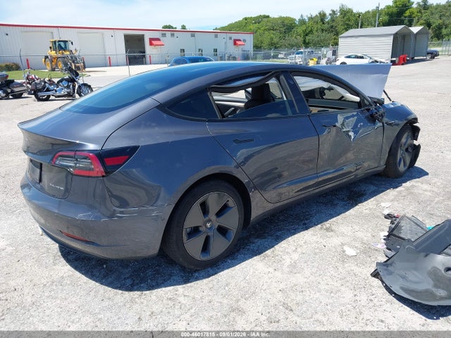 Tesla Model 3 Long Range Dual Motor All-wheel Drive 2022 5YJ3E1EB5NF184147 Image 4