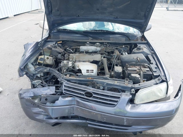 1999 Toyota Camry Le მანქანა იყიდება აუქციონზე, vin: 4T1BG22KXXU522969, აუქციონის ნომერი: 46017833