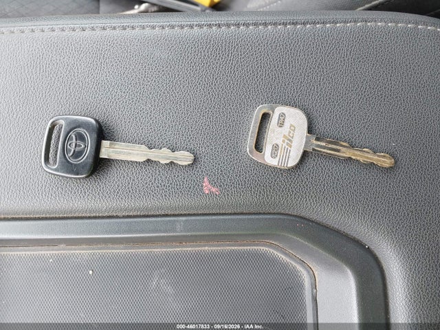 1999 Toyota Camry Le მანქანა იყიდება აუქციონზე, vin: 4T1BG22KXXU522969, აუქციონის ნომერი: 46017833