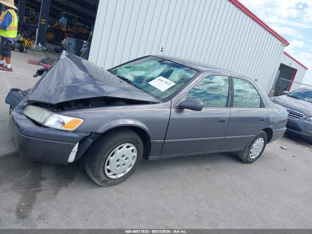 1999 Toyota Camry Le მანქანა იყიდება აუქციონზე, vin: 4T1BG22KXXU522969, აუქციონის ნომერი: 46017833