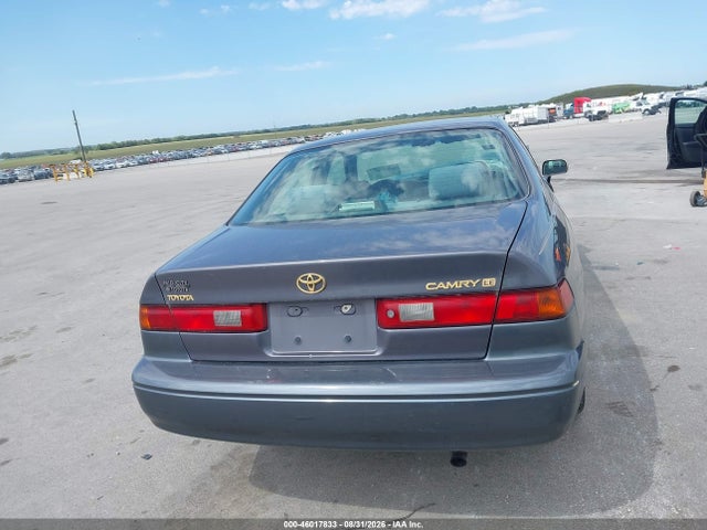 1999 Toyota Camry Le მანქანა იყიდება აუქციონზე, vin: 4T1BG22KXXU522969, აუქციონის ნომერი: 46017833