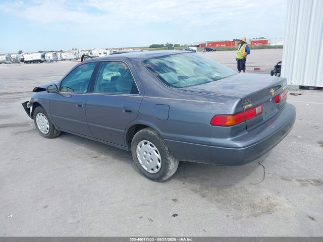 1999 Toyota Camry Le მანქანა იყიდება აუქციონზე, vin: 4T1BG22KXXU522969, აუქციონის ნომერი: 46017833