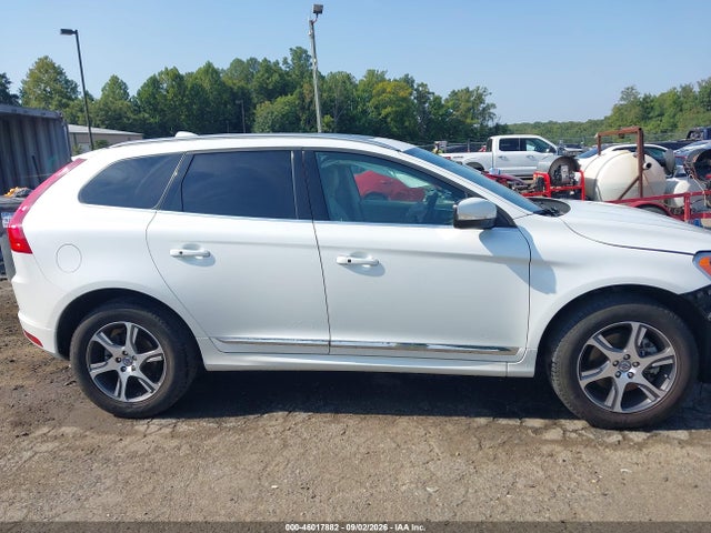 Продажа на аукционе авто 2014 Volvo Xc60 T6, vin: YV4902DZ8E2529684, номер лота: 46017882