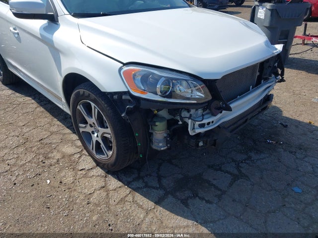 Продажа на аукционе авто 2014 Volvo Xc60 T6, vin: YV4902DZ8E2529684, номер лота: 46017882