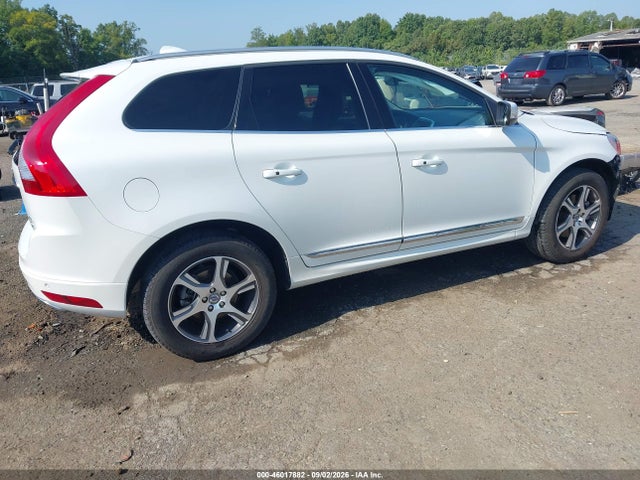 Продажа на аукционе авто 2014 Volvo Xc60 T6, vin: YV4902DZ8E2529684, номер лота: 46017882