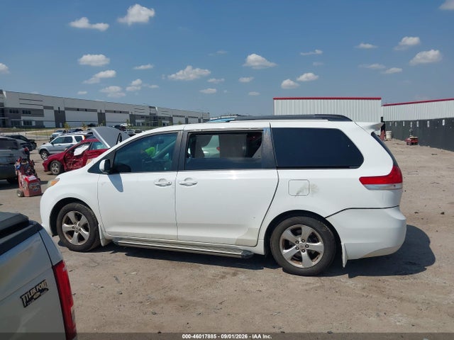 Продажа на аукционе авто 2013 Toyota Sienna Le V6 8 Passenger, vin: 5TDKK3DC4DS299228, номер лота: 46017885