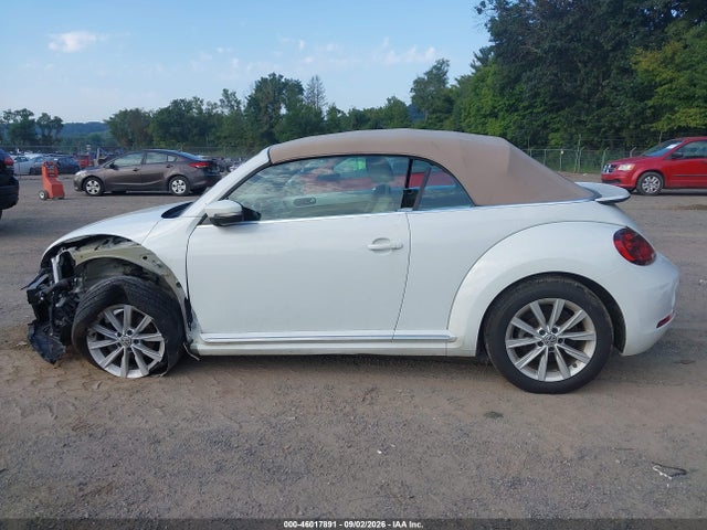 46017891 :رقم المزاد ، 3VW517AT9HM824072 vin ، 2017 Volkswagen Beetle #pinkbeetle/1.8t Classic/1.8t S/1.8t Se/1.8t Sel مزاد بيع