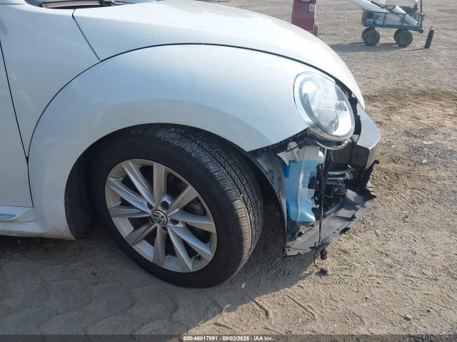 46017891 :رقم المزاد ، 3VW517AT9HM824072 vin ، 2017 Volkswagen Beetle #pinkbeetle/1.8t Classic/1.8t S/1.8t Se/1.8t Sel مزاد بيع