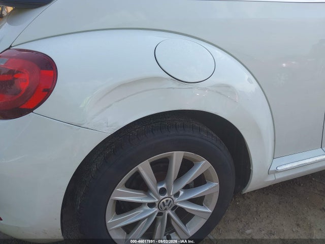 46017891 :رقم المزاد ، 3VW517AT9HM824072 vin ، 2017 Volkswagen Beetle #pinkbeetle/1.8t Classic/1.8t S/1.8t Se/1.8t Sel مزاد بيع