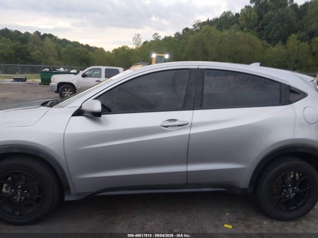 2021 Honda Hr-v Awd Lx მანქანა იყიდება აუქციონზე, vin: 3CZRU6H31MM715850, აუქციონის ნომერი: 46017910