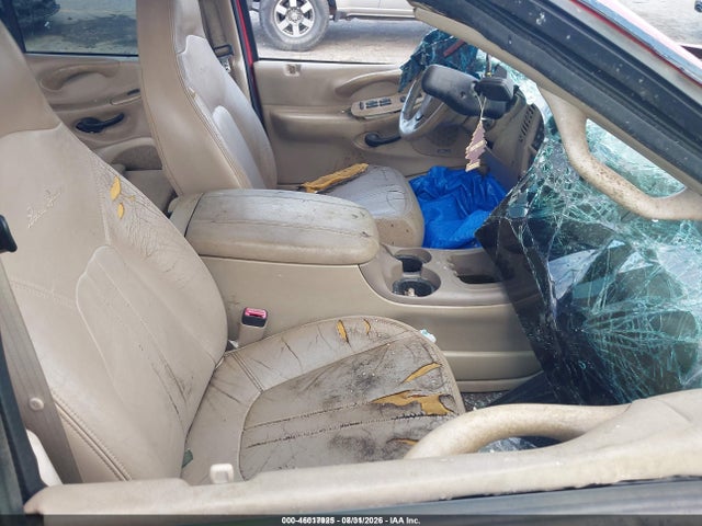 Продаж на аукціоні авто 2000 Ford Expedition Eddie Bauer, vin: 1FMRU17L1YLC19752, номер лоту: 46017925