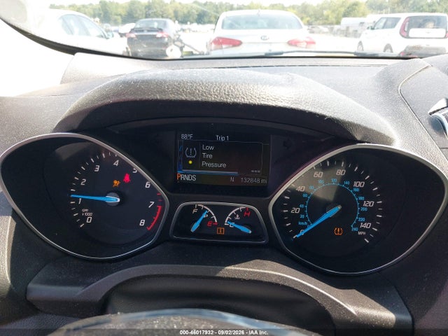 Продаж на аукціоні авто 2015 Ford Escape Se, vin: 1FMCU9GX6FUB27406, номер лоту: 46017932