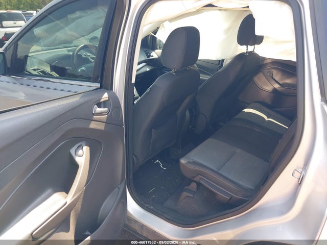 Продаж на аукціоні авто 2015 Ford Escape Se, vin: 1FMCU9GX6FUB27406, номер лоту: 46017932
